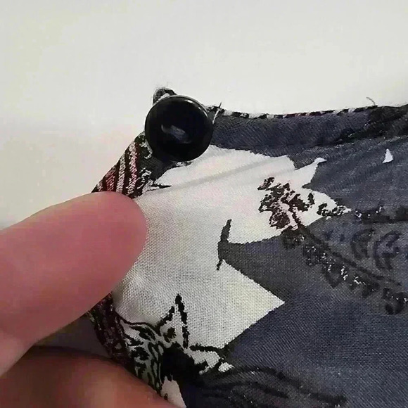 NWT‎ YEST LADIES Gray PULLOVER Top Tunic Length Paisley Print USA Sz. 14 - Picture 8 of 8